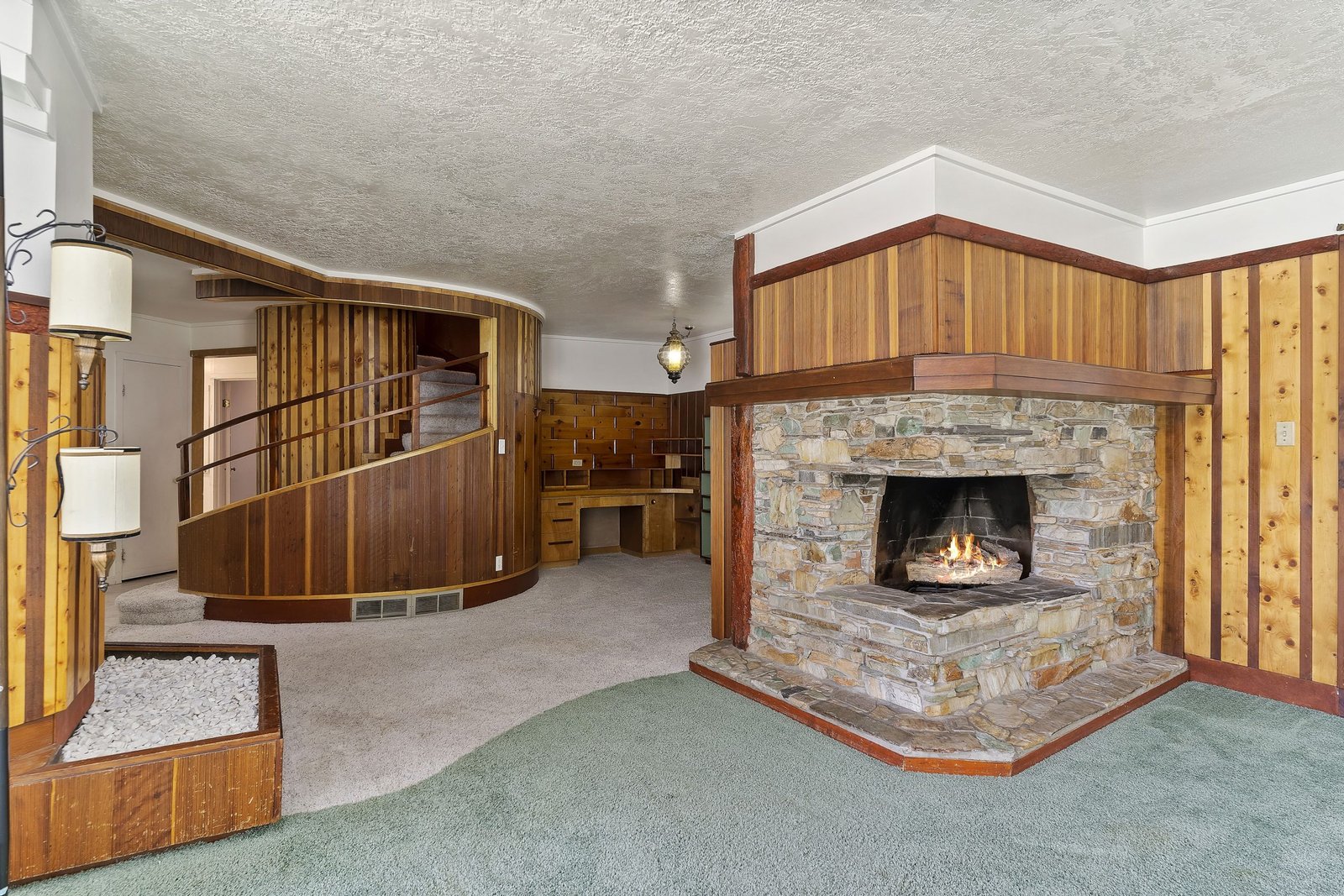 011_Family-Room-1-scaled