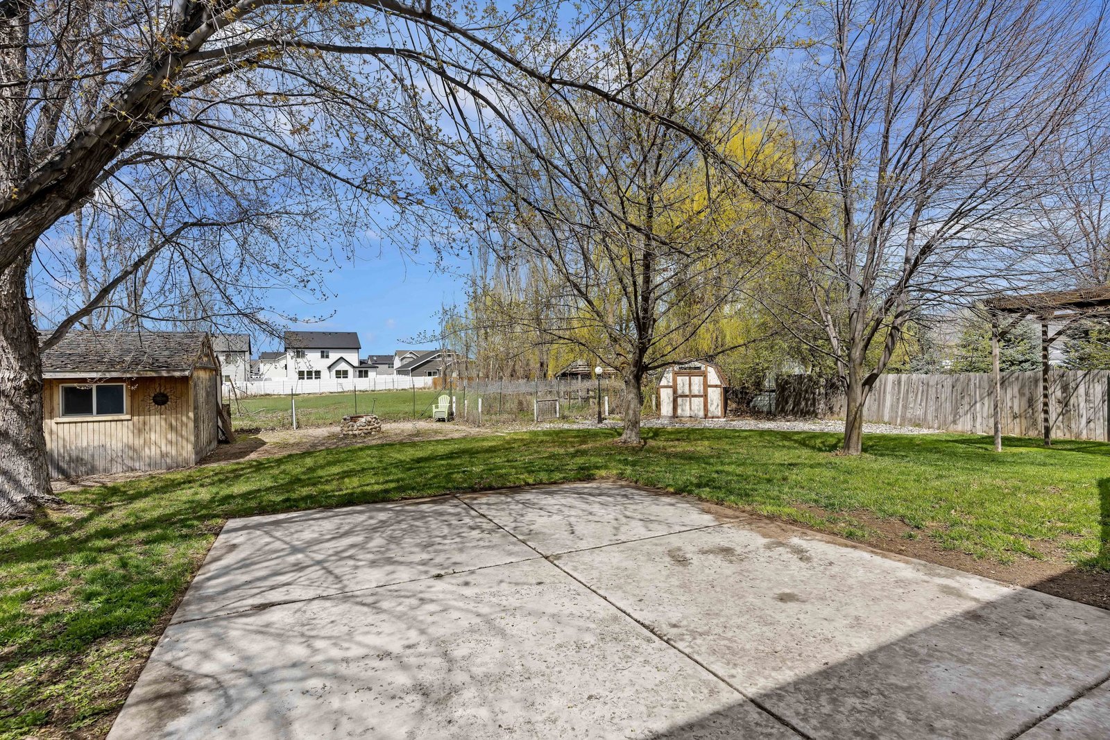 024_Backyard-3-scaled